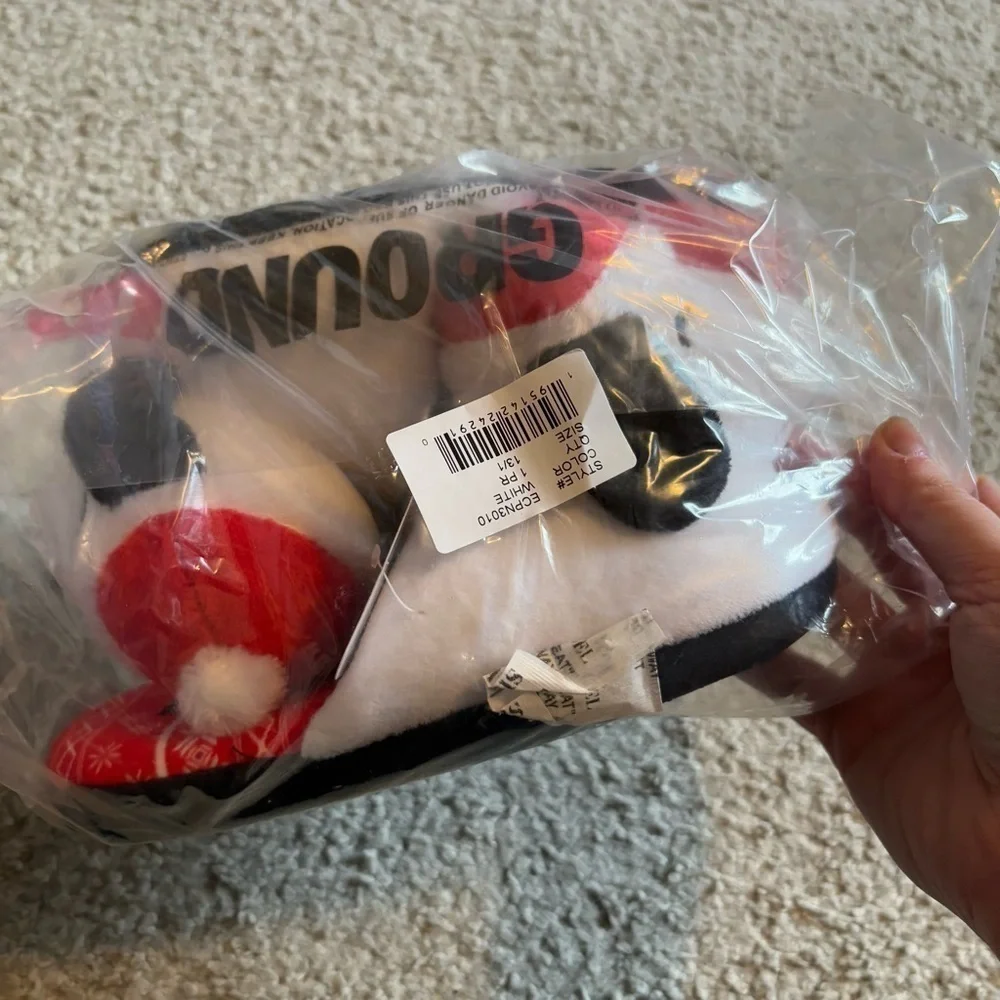 Peanuts Snoopy Christmas Slippers NEW 13/1 Red White Blue Santa Dog